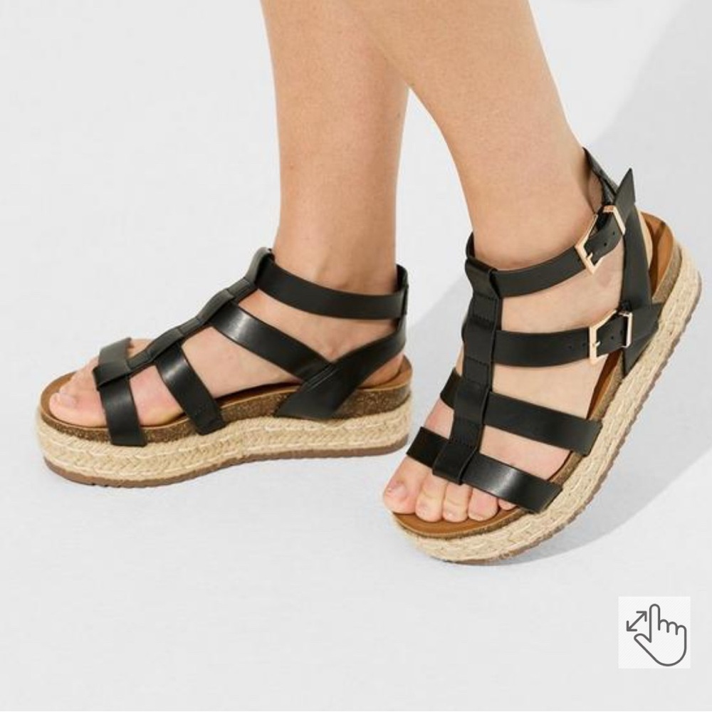Fisherman Flatform Sandal (WW) (size 10)